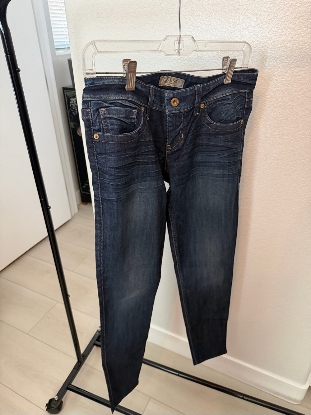 GUESS Women's Dark Indigo Skinny Jeans